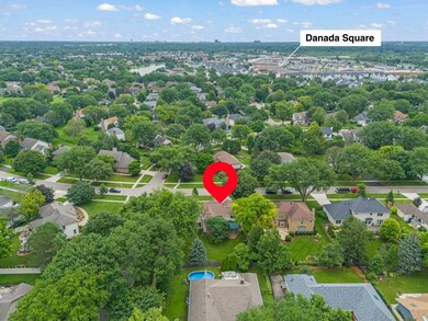 2002 Middleton Dr, Wheaton, IL 60189 - photo 5