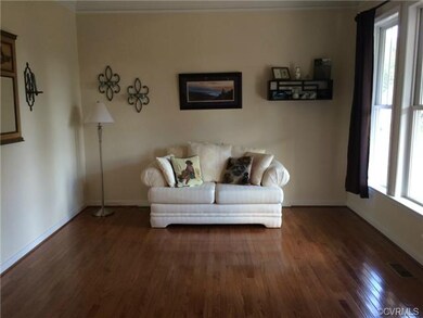 Living/Den Room