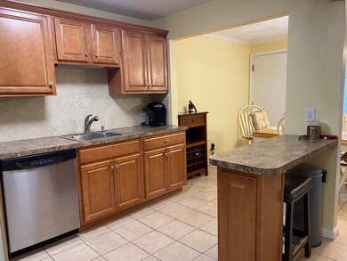 400 New River Rd unit 204, Manville, RI 02838 - photo 5