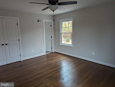 6910 Baylor Dr, Alexandria, VA 22307 - photo 5