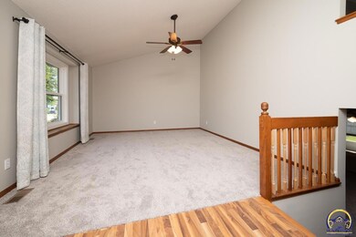 3929 SW 38th Ln, Topeka, KS 66610 - photo 2