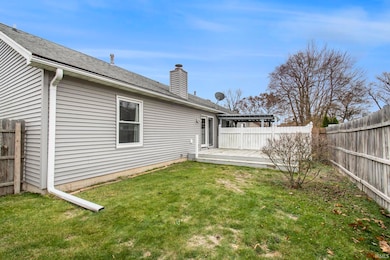 1715 Lowell Wood E, Mishawaka, IN 46545 - photo 3