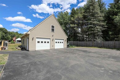 31 Hampshire Dr, Franklin, NH 03235 - photo 2