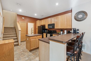 2450 49th St E unit 7302, Inver Grove Heights, MN 55076 - photo 4