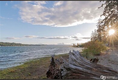 231 Barbara Ln, Belfair, WA 98528 - photo 4