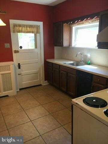 1202 Stirling St, Coatesville, PA 19320 - photo 7