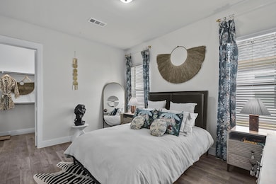 476 Suffield Dr unit 812, Buda, TX 78610 - photo 3