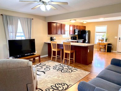 1250 W Adams Hill Cir unit 401, Bloomington, IN 47403 - photo 5