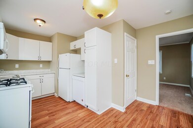 006-photo-kitchen-10616297