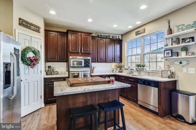 17070 Greenwood Dr, Round Hill, VA 20141 - photo 2