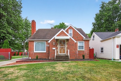 25750 Drakefield Ave, Euclid, OH 44132 - photo 2