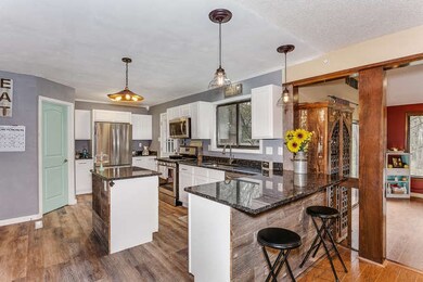 Drop down accent lighting
