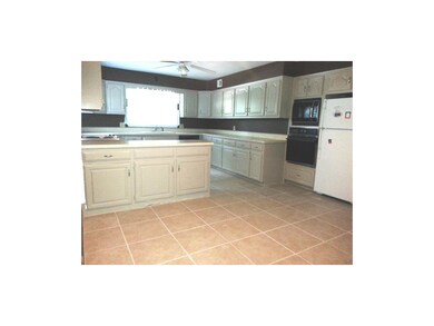 Eat in Kitchen