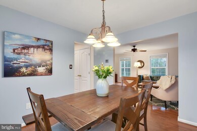 6461 Coxwold Dr, Elkridge, MD 21075 - photo 5