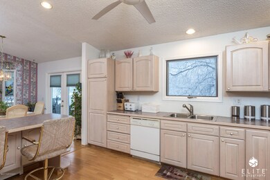 6114 Eastwood Ct, Anchorage, AK 99504 - photo 7