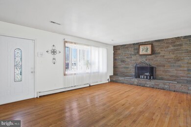 7908 Westwood Ct, Clinton, MD 20735 - photo 4