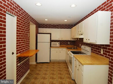 12807 Sage Terrace, Germantown, MD 20874 - photo 6