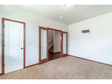 1265 S 8th St, Independence, OR 97351 - photo 6