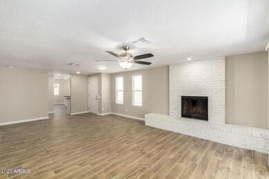 1769 W El Monte Place, Chandler, AZ 85224 - photo 5