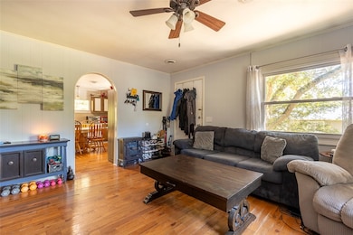 110 Maple St, Pendleton, SC 29670 - photo 5