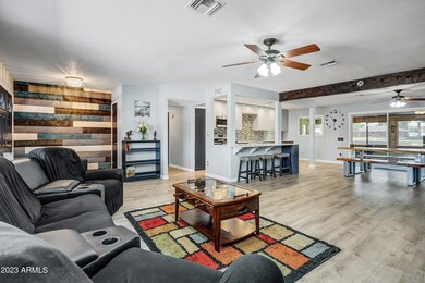 837 S Longwood Loop unit 1, Mesa, AZ 85208 - photo 4