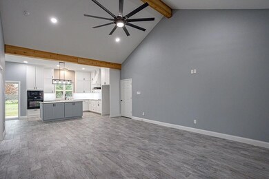 3103 Shady Grove Cir, Granbury, TX 76049 - photo 5