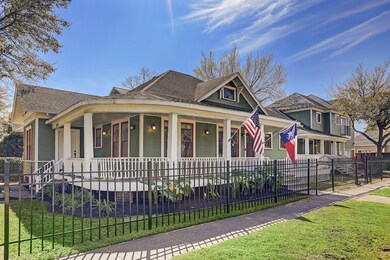 645 Harvard St, Houston, TX 77007 - photo 2