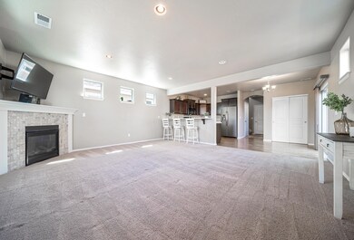 2258 College Way, Medford, OR 97504 - photo 7