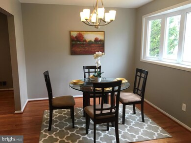 17 Parkwind Ct, Parkville, MD 21234 - photo 6