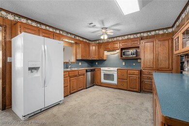 2726 W Walnut St, Paris, AR 72855 - photo 7