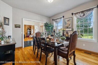 08-771-E-Broad-St-Chesaning-MI-48616-Win