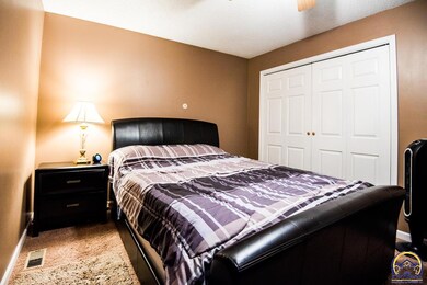 8011 SW 21st Terrace, Topeka, KS 66614 - photo 6