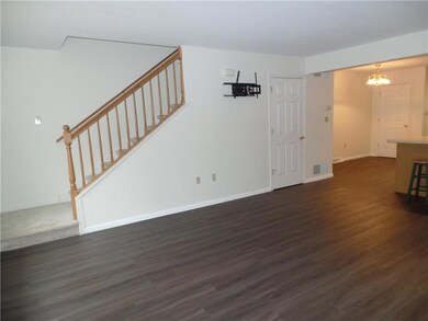 122 S 5th St, Emmaus, PA 18049 - photo 4