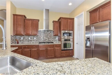 GLASS TILE BACKSPLASH