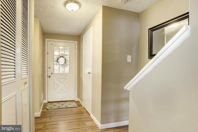 523 Oakmont Ct, Arnold, MD 21012 - photo 2