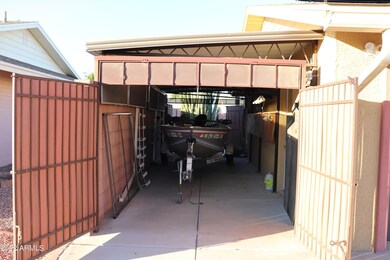 10410 W Caron Dr, Sun City, AZ 85351 - photo 2