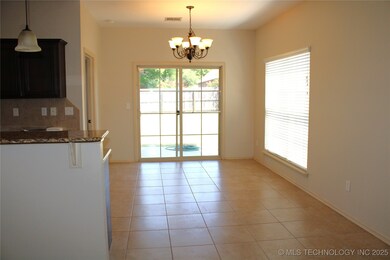 3008 W Mobile Place, Broken Arrow, OK 74011 - photo 5