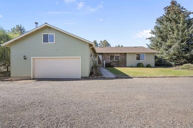 21679 Obsidian Ave, Bend, OR 97702 - photo 2
