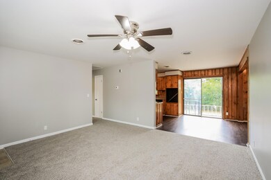 living-room-14020121