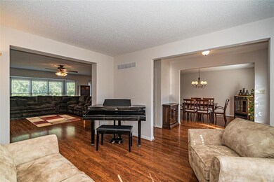 Formal Living room could easily be an office. Engi