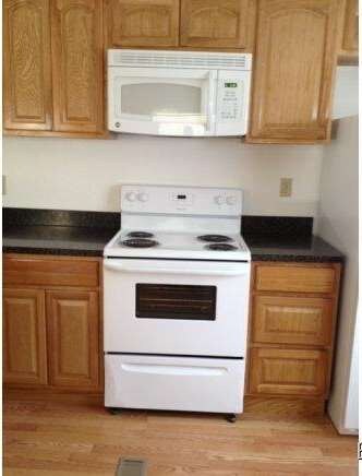 2526 Amberly Rd NE, Palm Bay, FL 32905 - photo 3