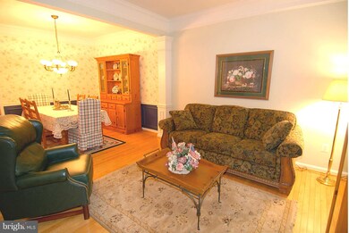 12907 Mccubbin Ln, Germantown, MD 20874 - photo 3