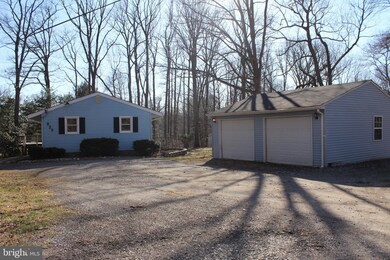 829 Streaker Rd, Sykesville, MD 21784 - photo 5