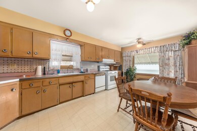 1916 Norfolk Ave, Westchester, IL 60154 - photo 4