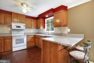 9389 Northgate Rd, Laurel, MD 20723 - photo 6