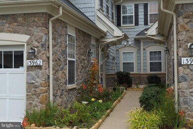 13962 Greendale Dr unit 14, Woodbridge, VA 22191 - photo 2
