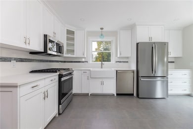 12 Yankee Dr, Westerly, RI 02891 - photo 3