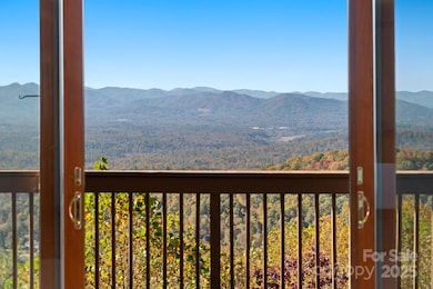 117 Distant View Dr, Asheville, NC 28803 - photo 4