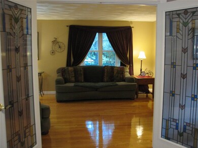 23 Kennedy Ct, Cumberland, RI 02864 - photo 4