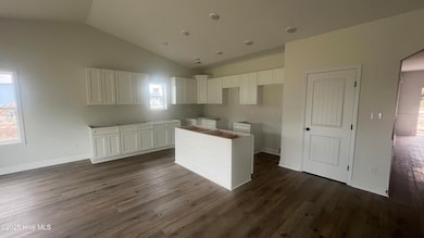 111 Camelot Dr, Holly Ridge, NC 28445 - photo 5